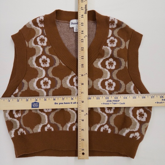 Sundeh Wool Crop Sweater Vest Retro Brown Pattern Knit Size Small EUC - Picture 3 of 8